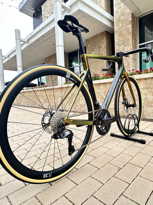 Basso Diamante SV Shimano Ultegra 8170 Di2 Disc