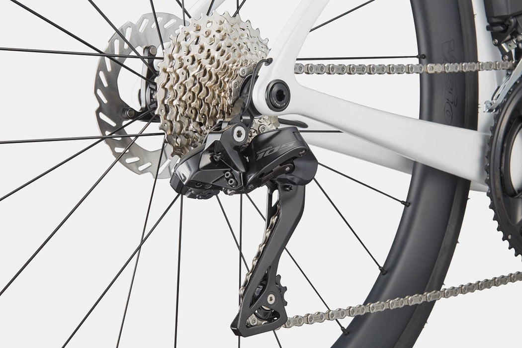 Cannondale SuperSix EVO 5 Road bike, Shimano 105 Di2, Vision SC45 I23 Carbon Wheels