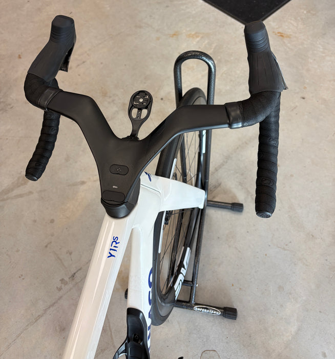 Colnago Y1Rs - SRAM Force E1, ENVE WS SES 4.5 Wheels - Demo