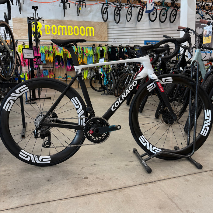 Colnago V5RS Disc, SRAM Force AXS E1, ENVE SES 4.5 Carbon wheels