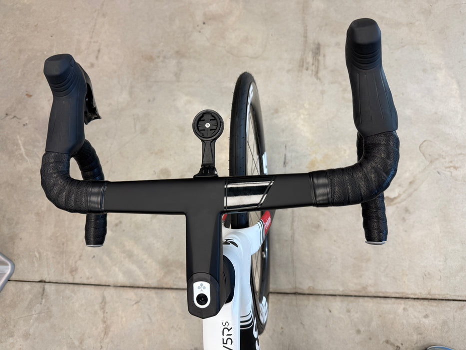 Colnago V5RS Disc, SRAM Force AXS E1, ENVE SES 4.5 Carbon wheels