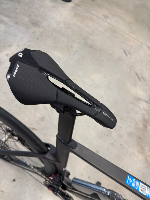 Orbea ORCA Aero M21eLTD, SRAM Force with Power Meter, RA57LTD Carbon Wheels - Road bike