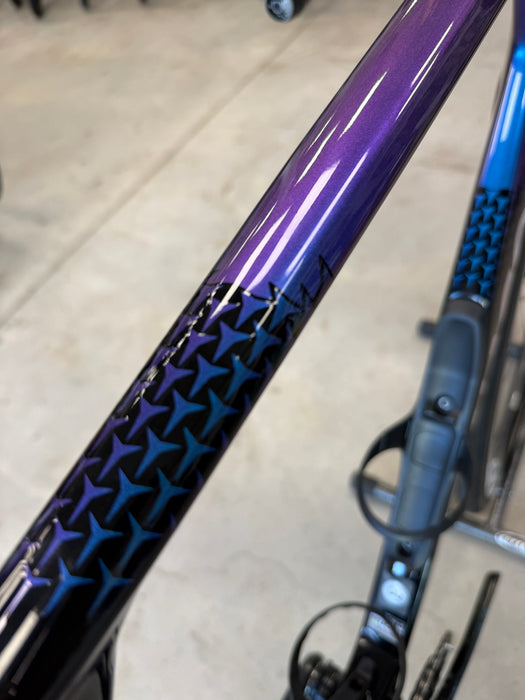 Colnago Y1Rs - SRAM Force E1, ENVE WS SES 4.5 Wheels