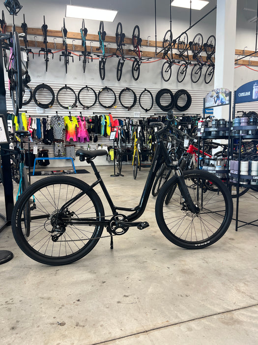 Cannondale Adventure 2