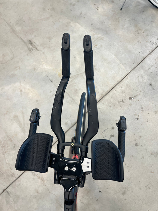 Close-up of the P5 Carbon Basebar EX14 Riser Carbon Extensions