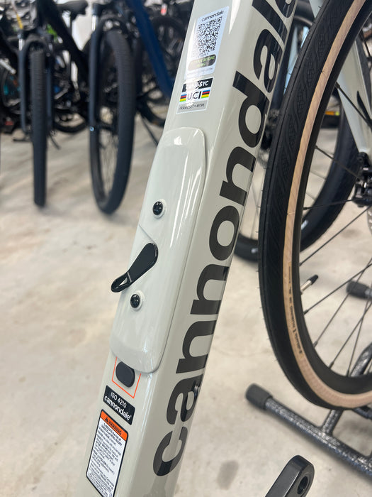 Cannondale Synapse Carbon 4 Road bike, Shimano 105 Di2