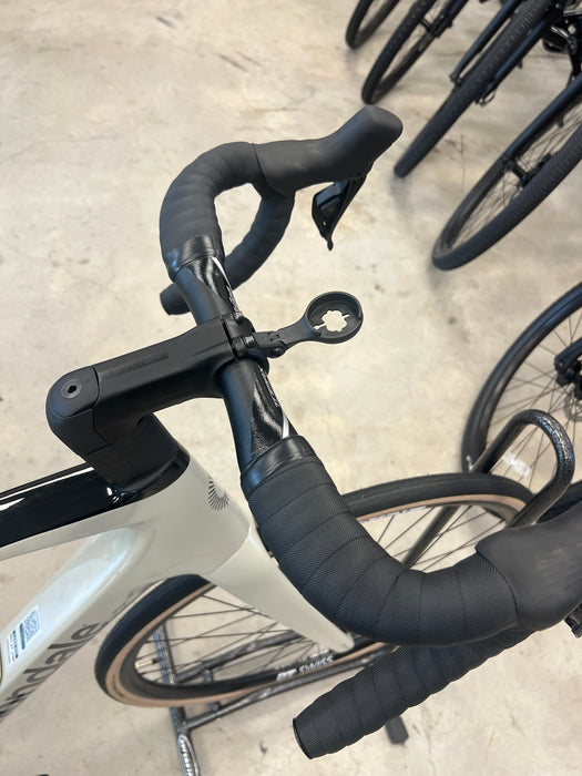 Cannondale Synapse Carbon 4 Road bike, Shimano 105 Di2