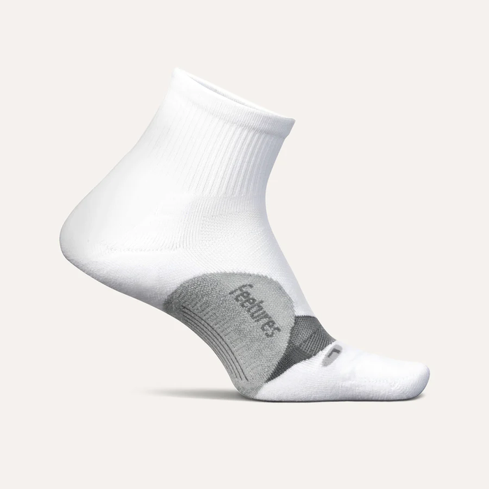 Feetures Elite Quarter Light Cushion Socks