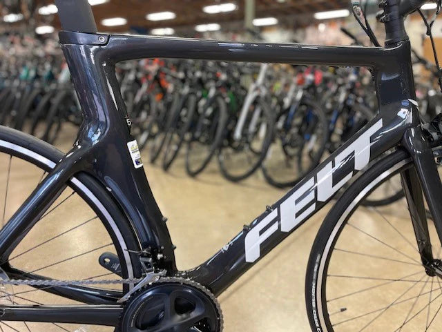 Felt B | Performance | 105 - Black